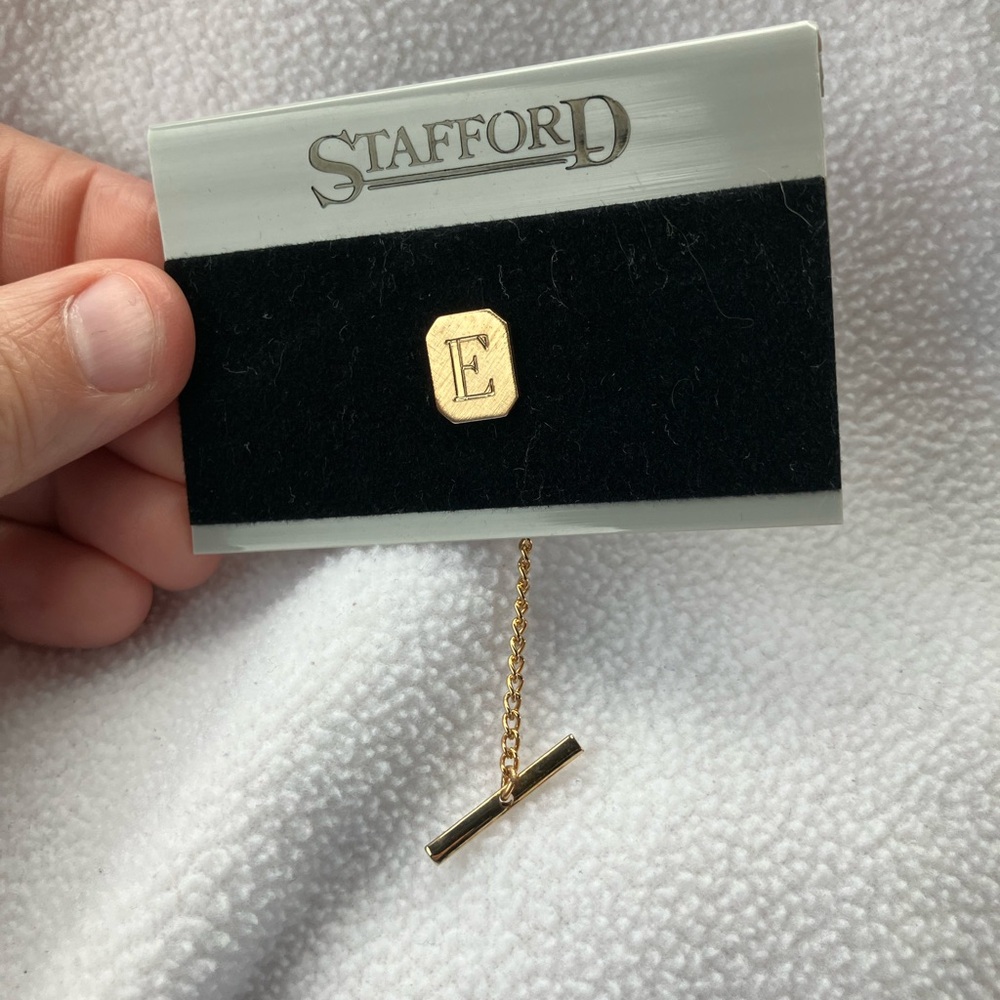 Vintage Stafford Gold Tone Monogram Tie Pin Tie Tack  'E' Initial